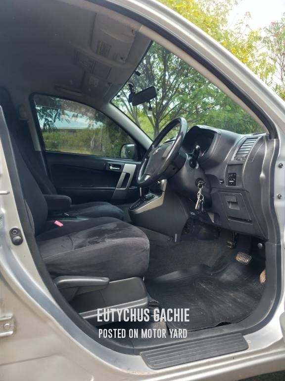 Toyota Rush 2013 Silver