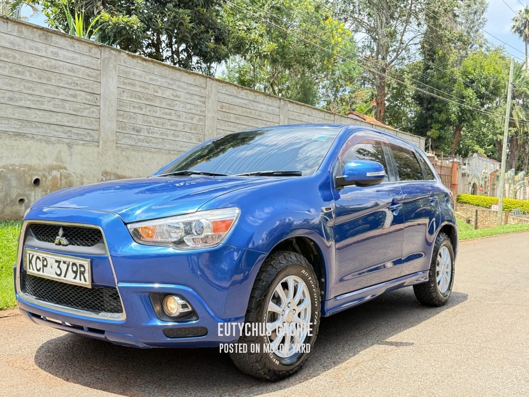 Mitsubishi RVR 2011 Blue