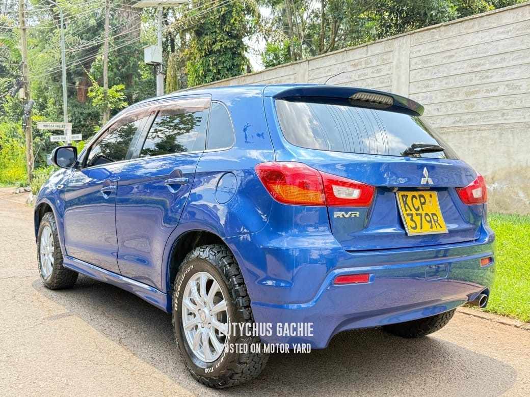 Mitsubishi RVR 2011 Blue