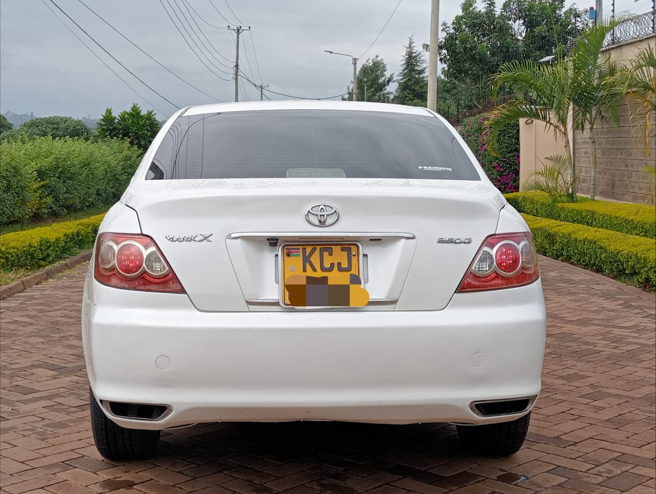 Toyota Mark X 2009 White