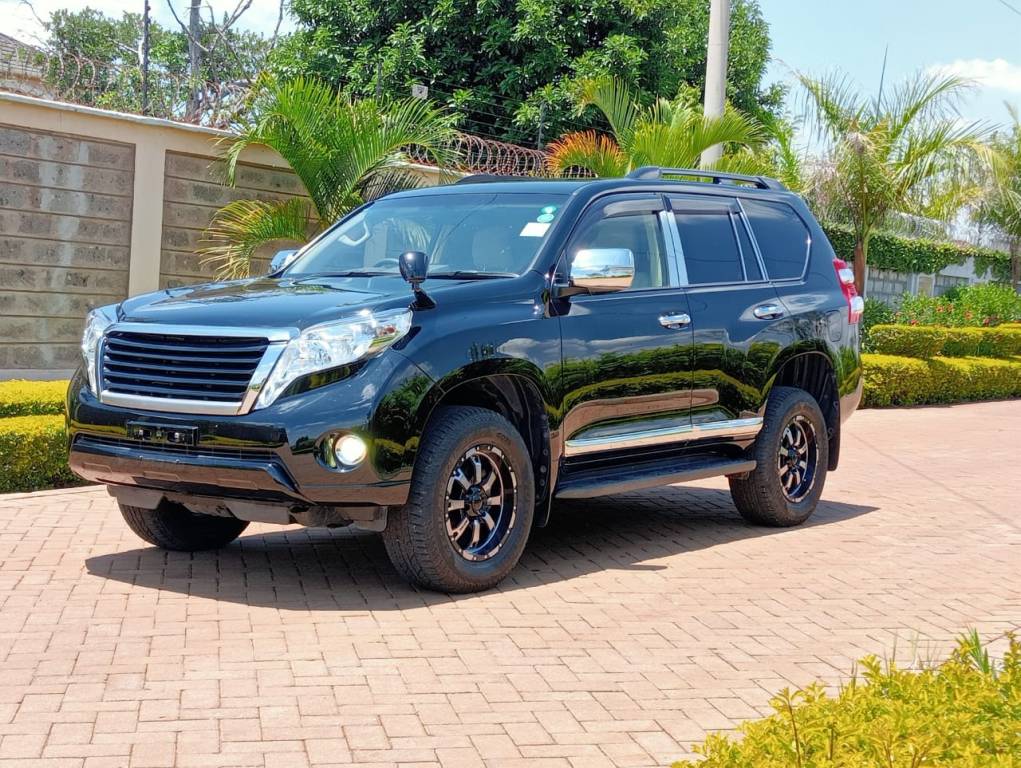 Toyota Land Cruiser 2017 Black