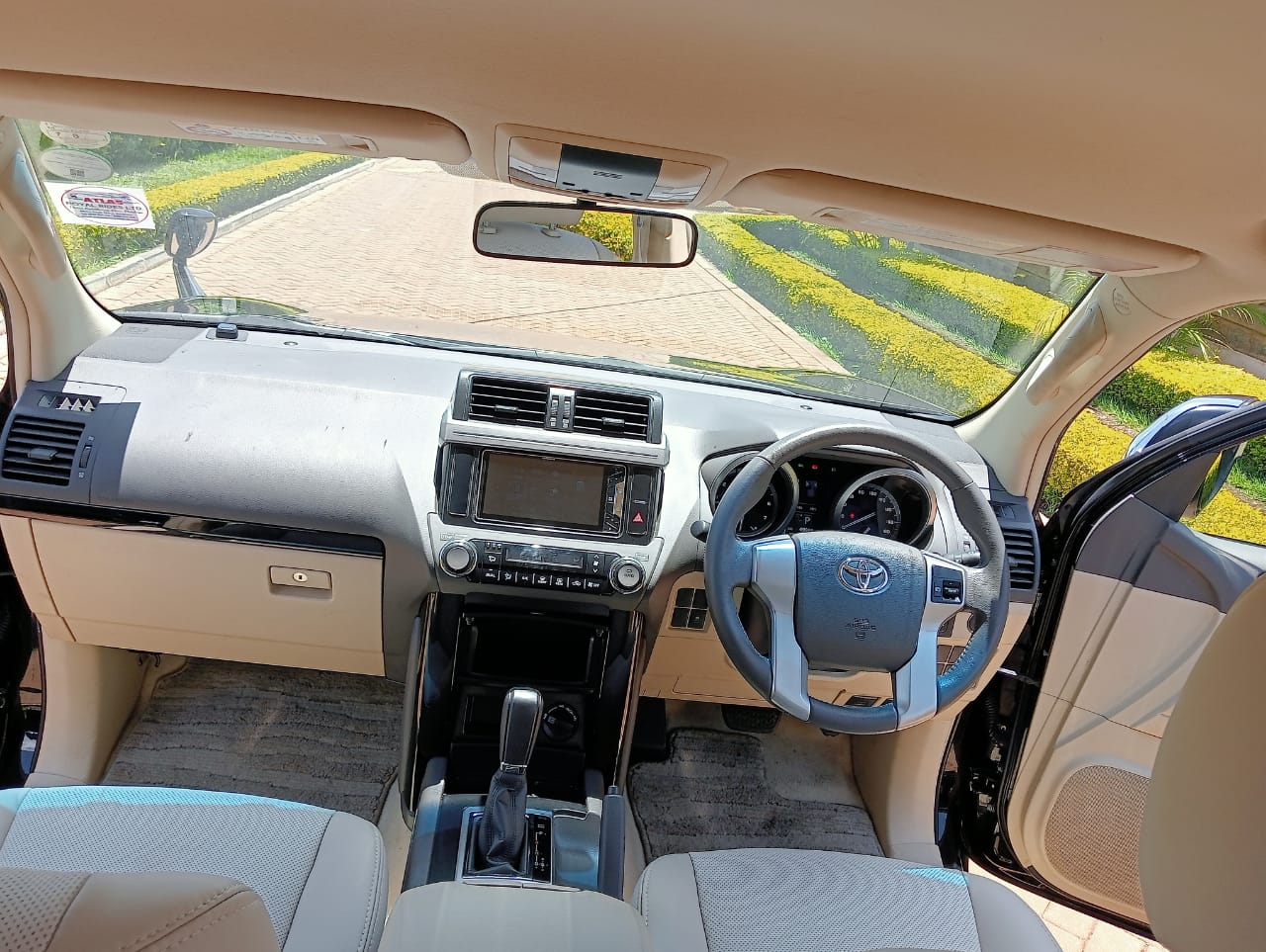 Toyota Land Cruiser 2017 Black