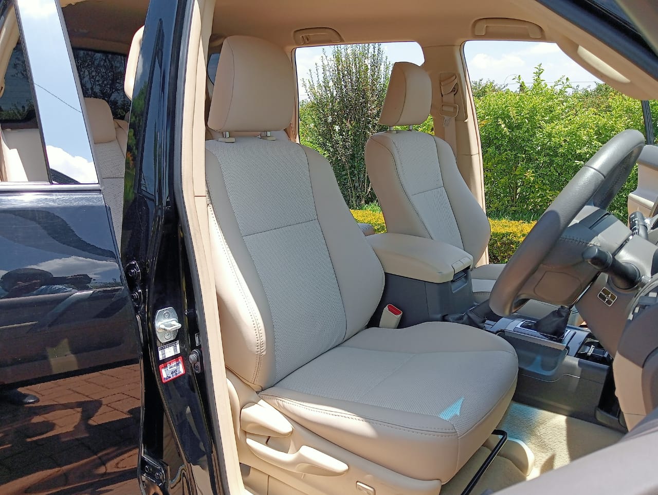 Toyota Land Cruiser 2017 Black