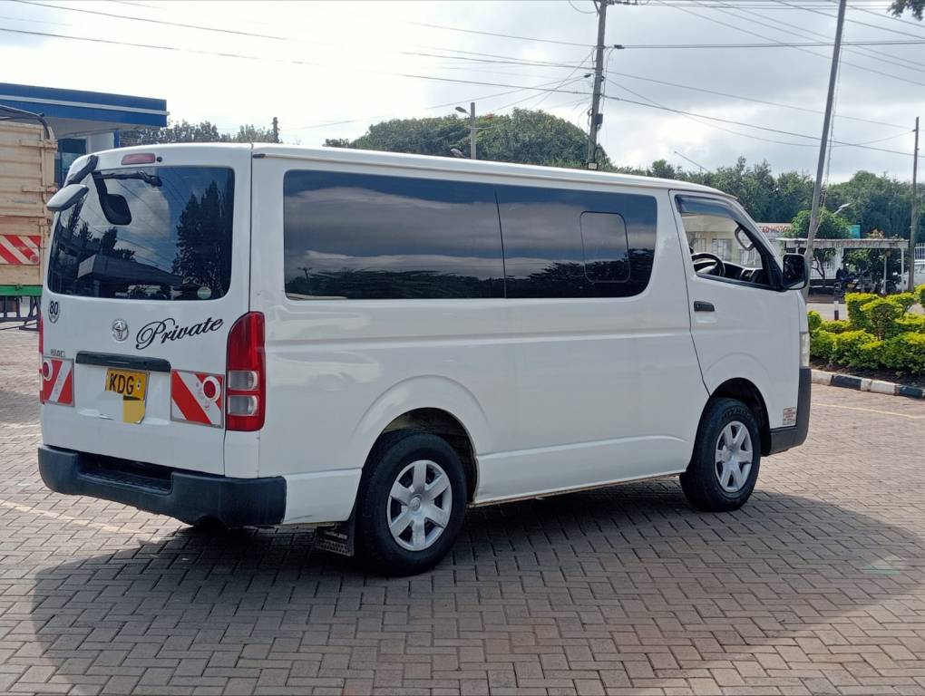 Toyota HiAce 2014 White