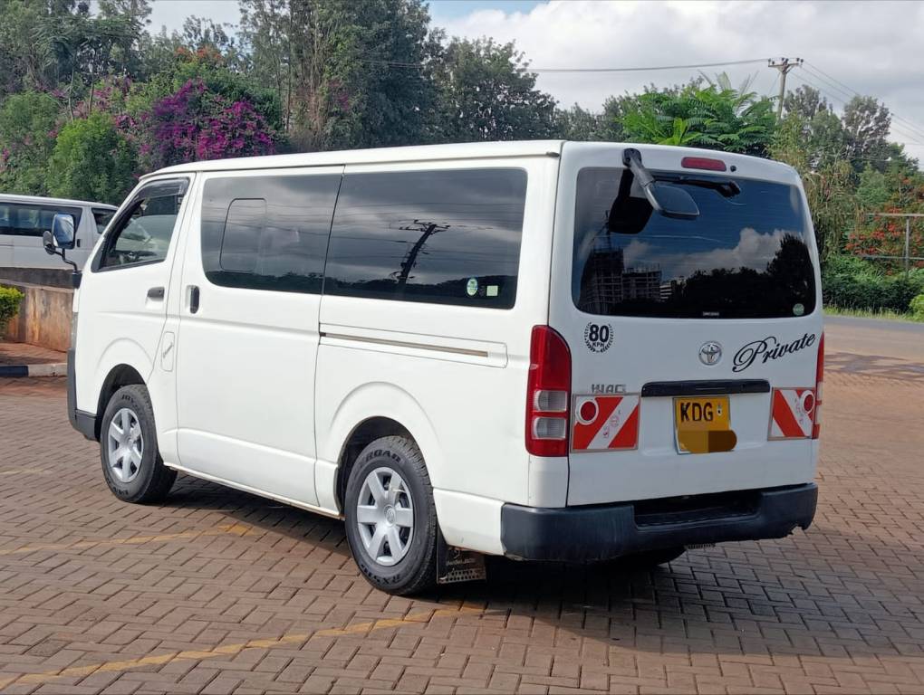 Toyota HiAce 2014 White