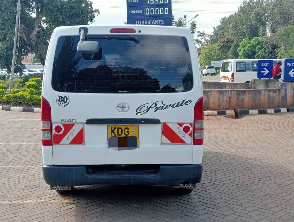 Toyota HiAce 2014 White