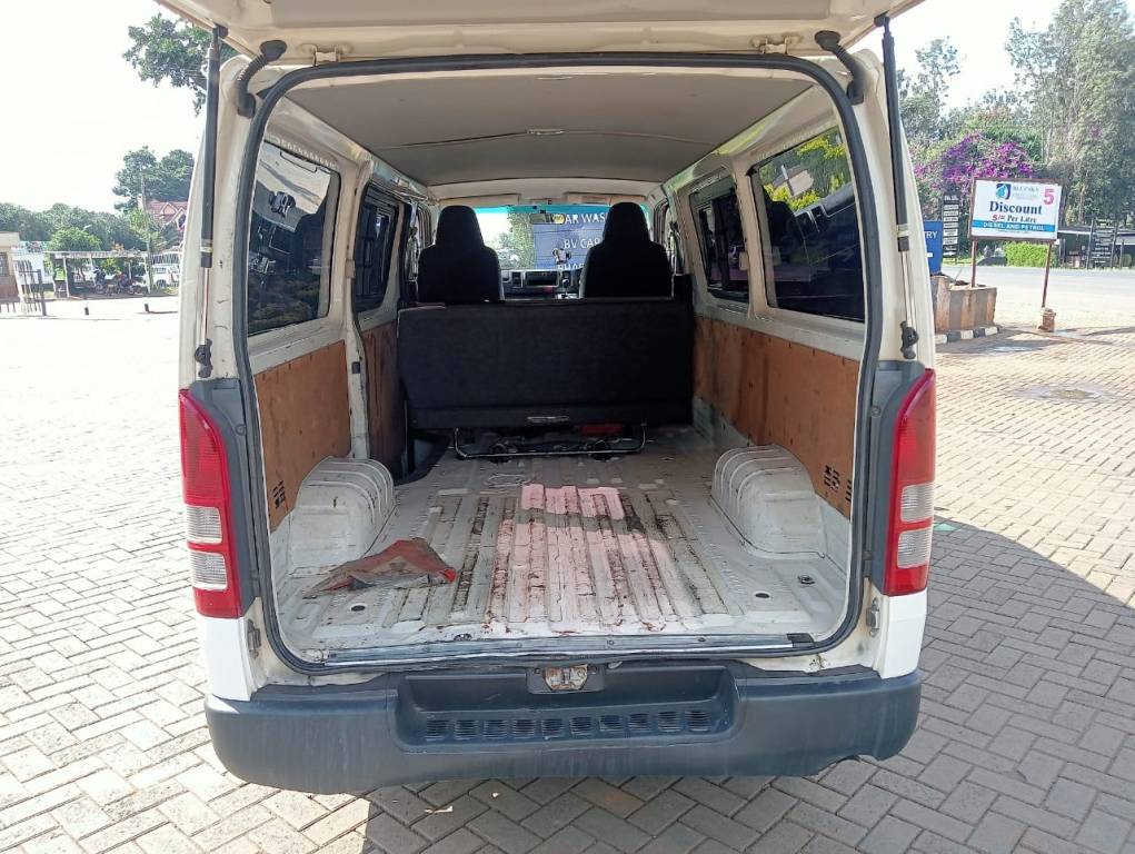 Toyota HiAce 2014 White