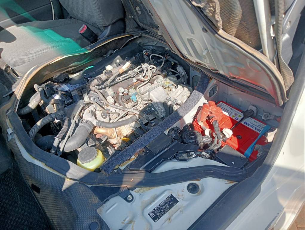 Toyota HiAce 2014 White