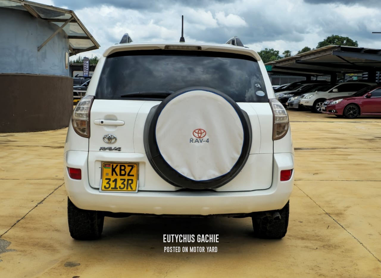 Toyota Rav4 2007 White