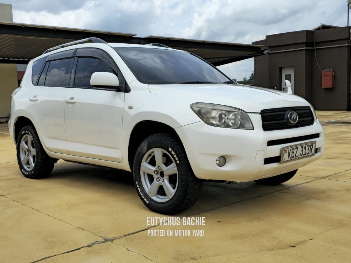 Toyota Rav4 2007 White