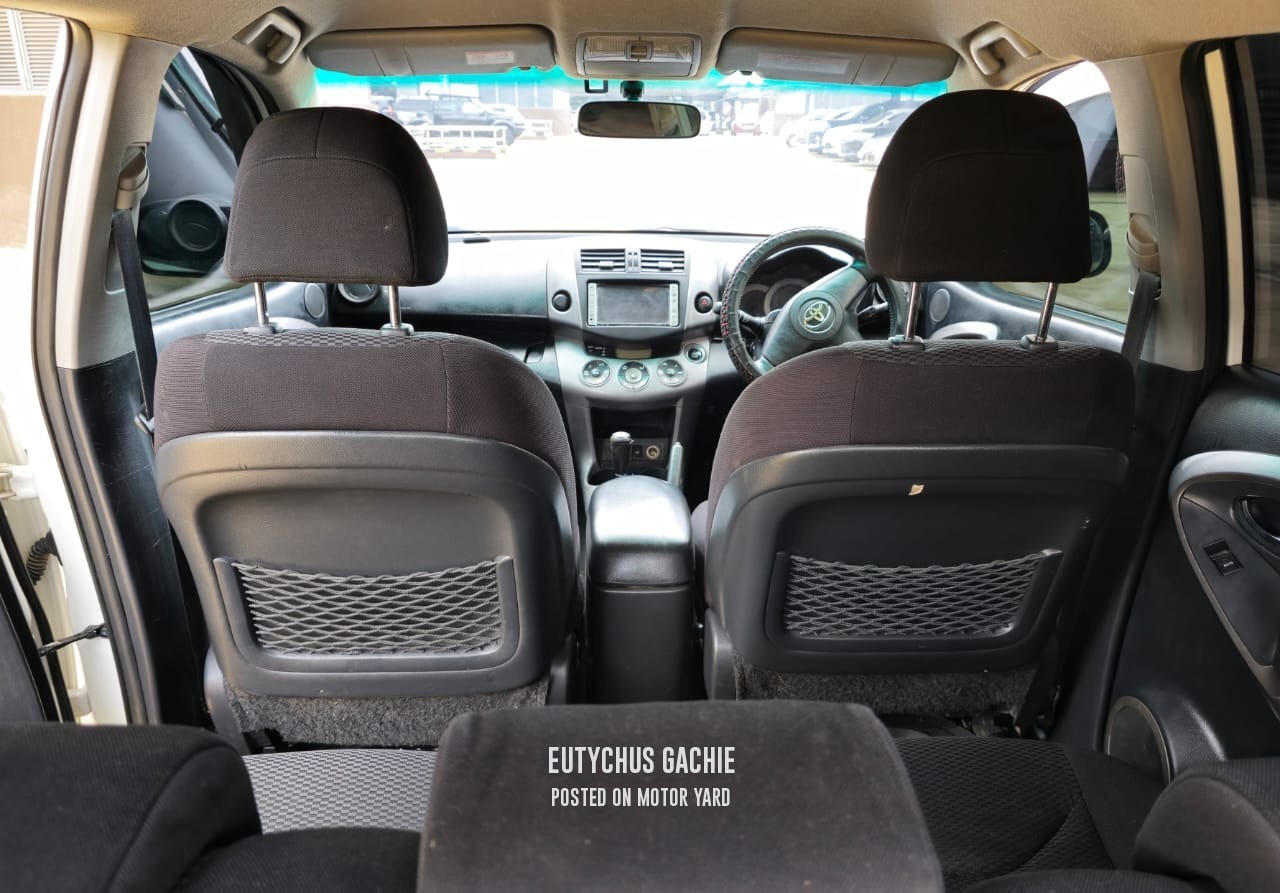 Toyota Rav4 2007 White