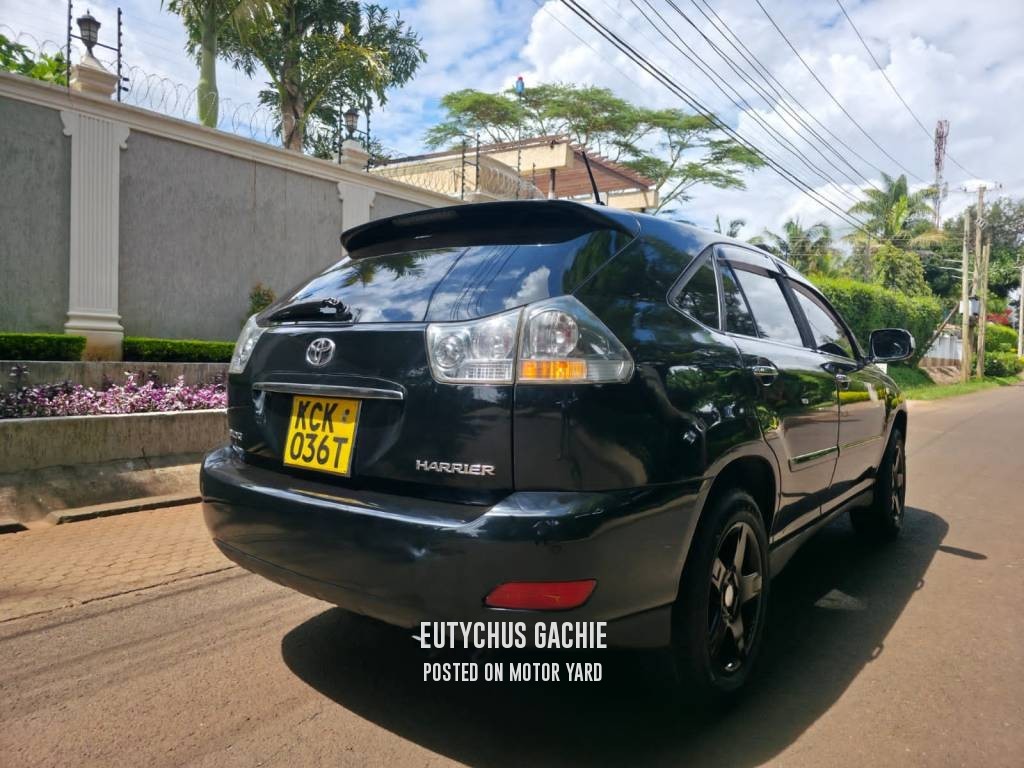 Toyota Harrier 2010 Black