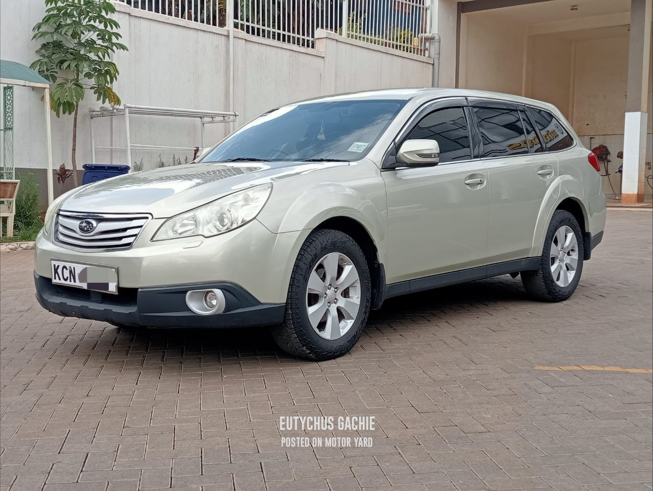 Subaru Outback 2010 Grey