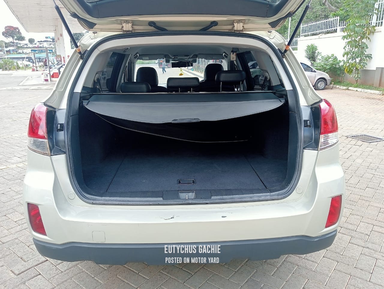 Subaru Outback 2010 Grey