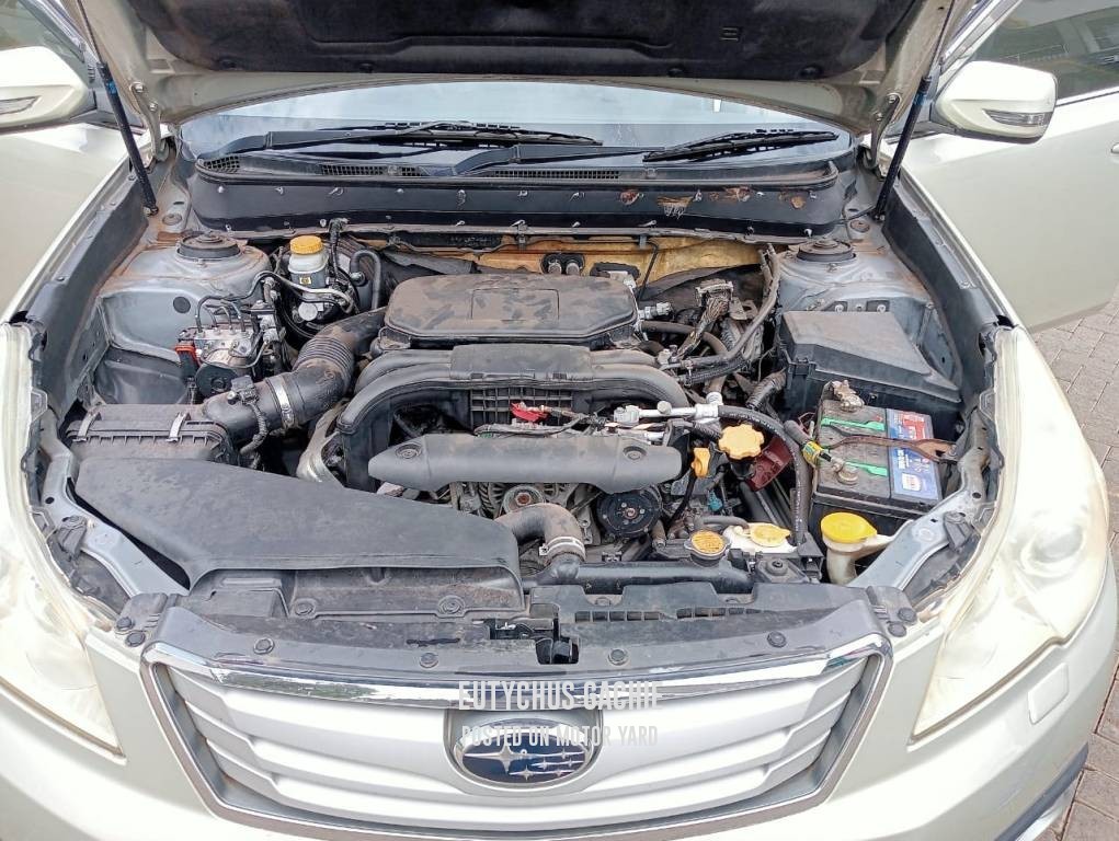 Subaru Outback 2010 Grey