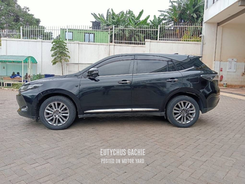 Toyota Harrier 2016 Black