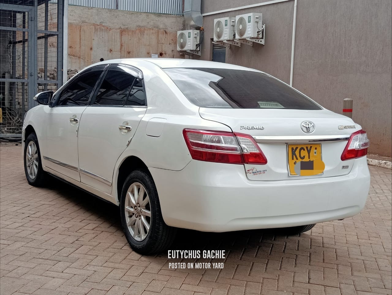Toyota Premio 2013 White