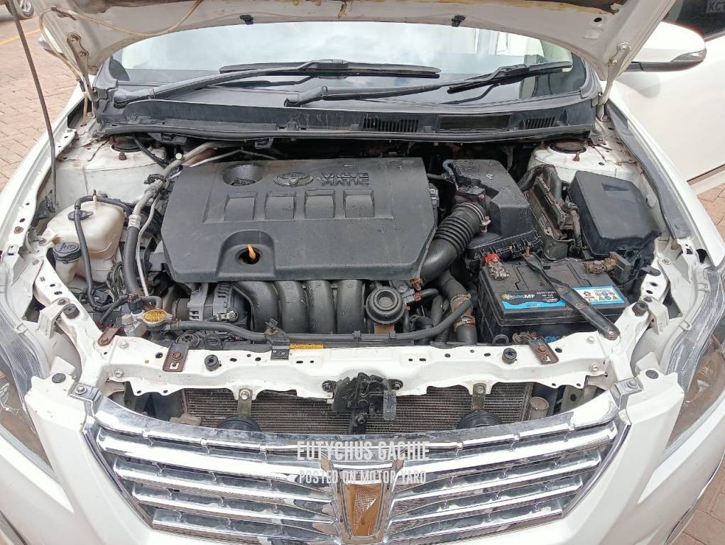 Toyota Premio 2013 White