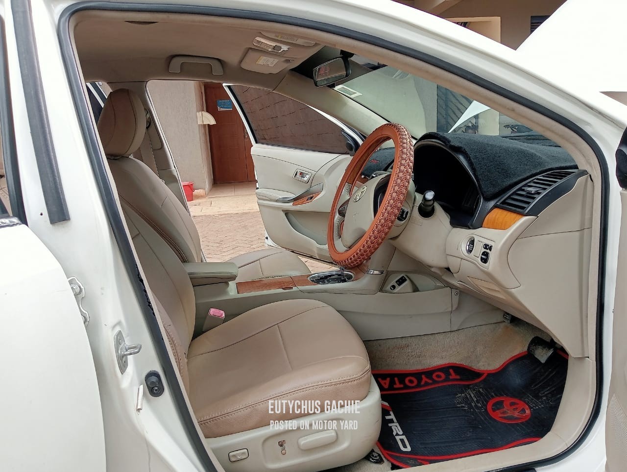 Toyota Premio 2013 White