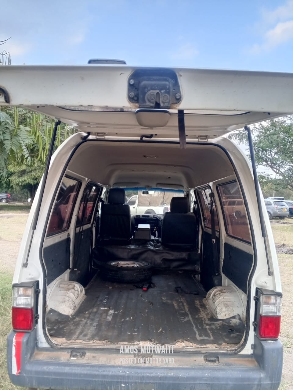 Mazda Bongo 2014 White