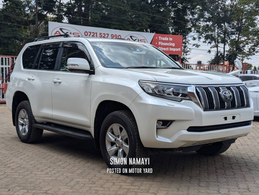 Toyota Land Cruiser Prado 2019 White