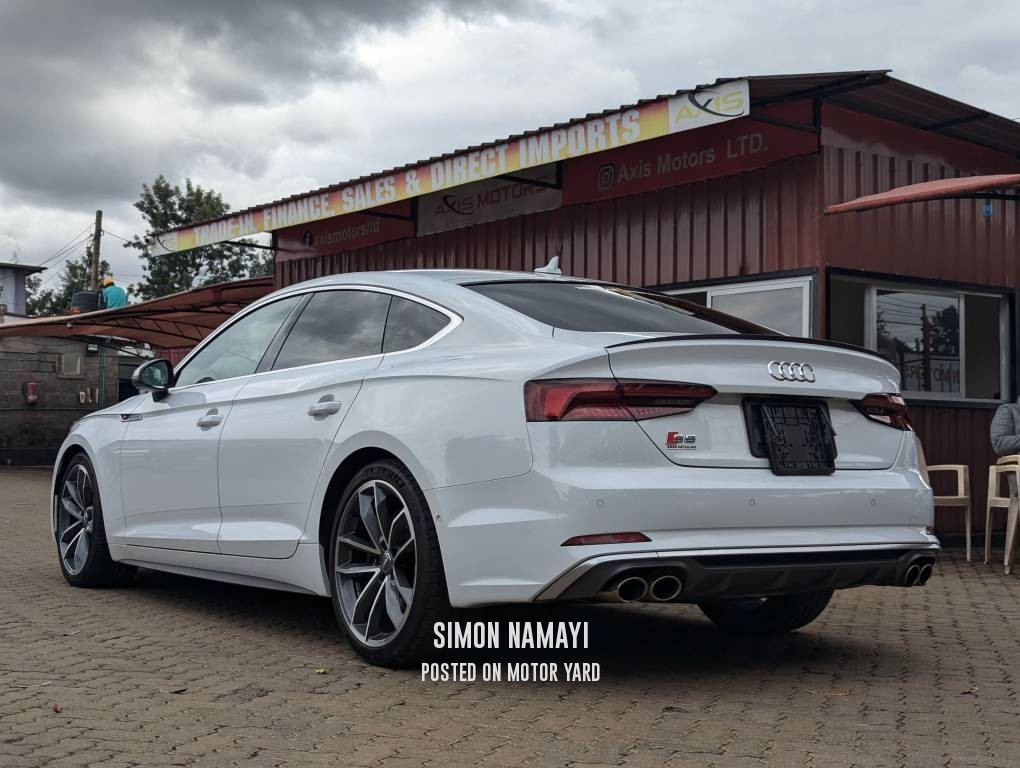 Audi S5 2018 White