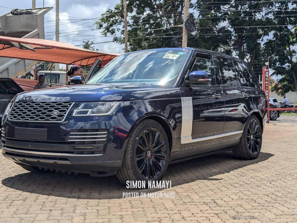 Range Rover Vogue 2021 Blue