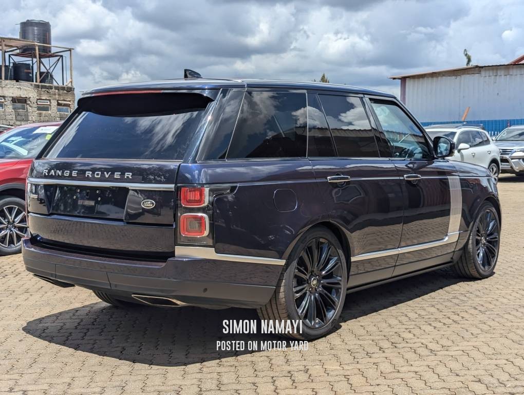 Range Rover Vogue 2021 Blue