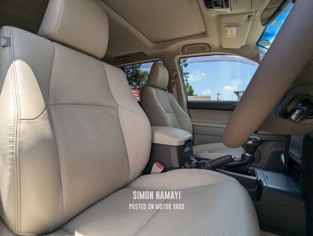 Toyota Land Cruiser Prado 2019 Black