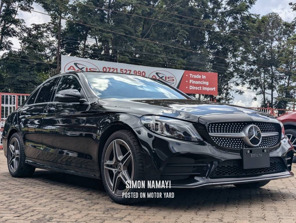 Mercedes-Benz C200 2019 Black