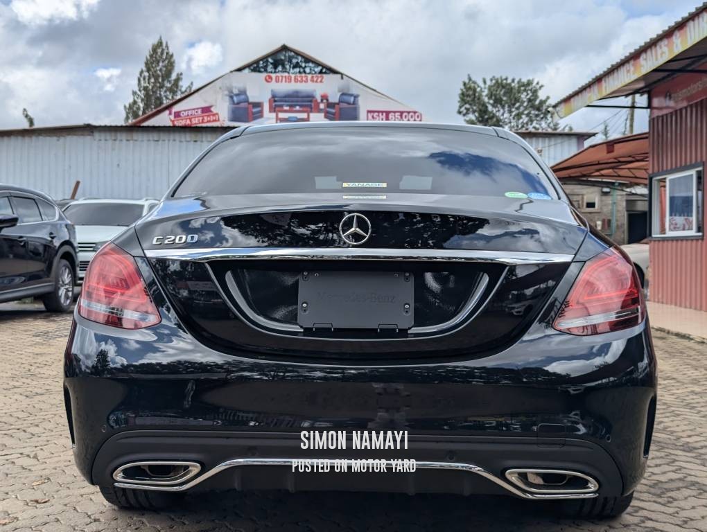 Mercedes-Benz C200 2019 Black