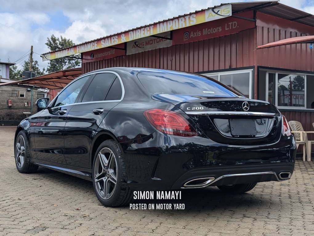 Mercedes-Benz C200 2019 Black