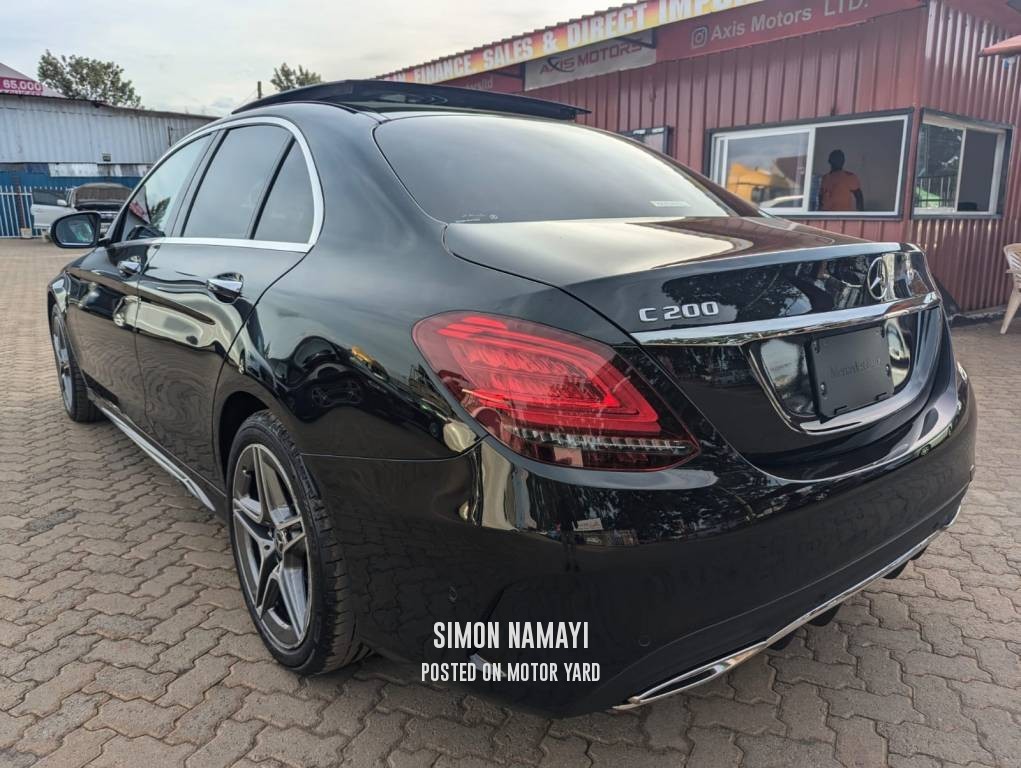 Mercedes-Benz C200 2019 Black