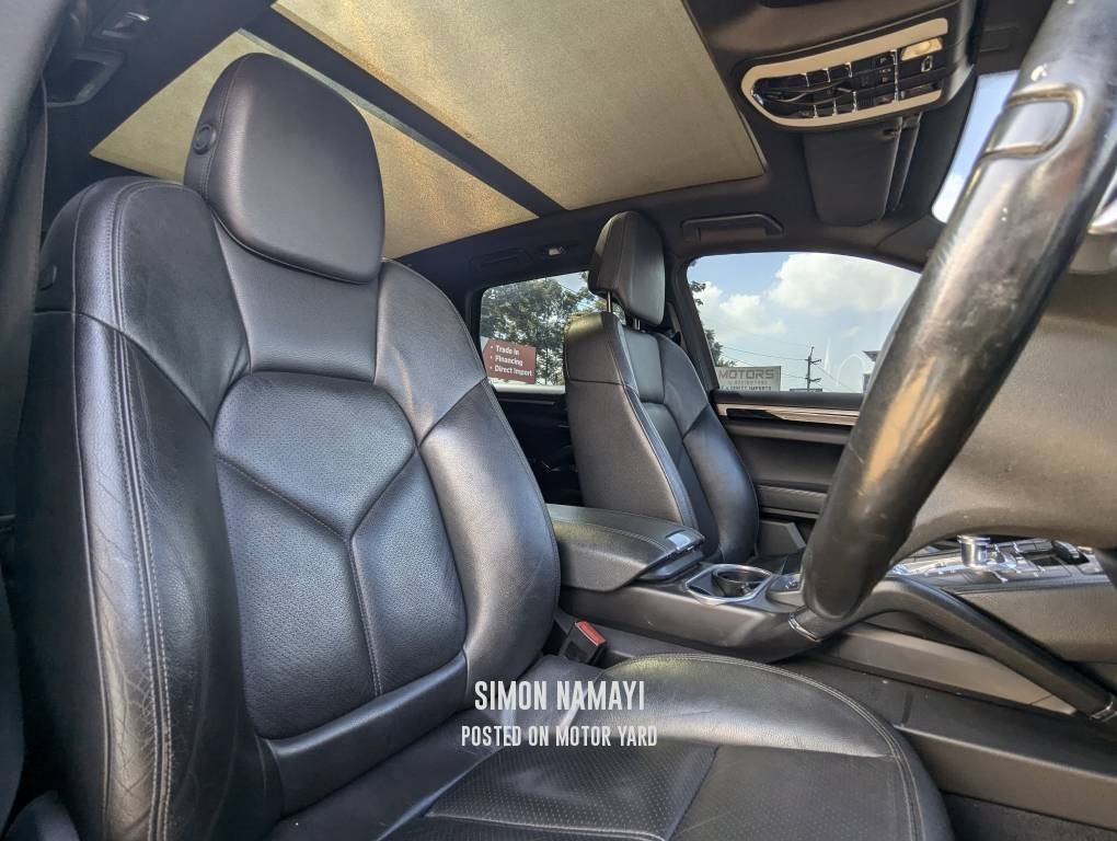 Porsche Cayenne 2013 Black