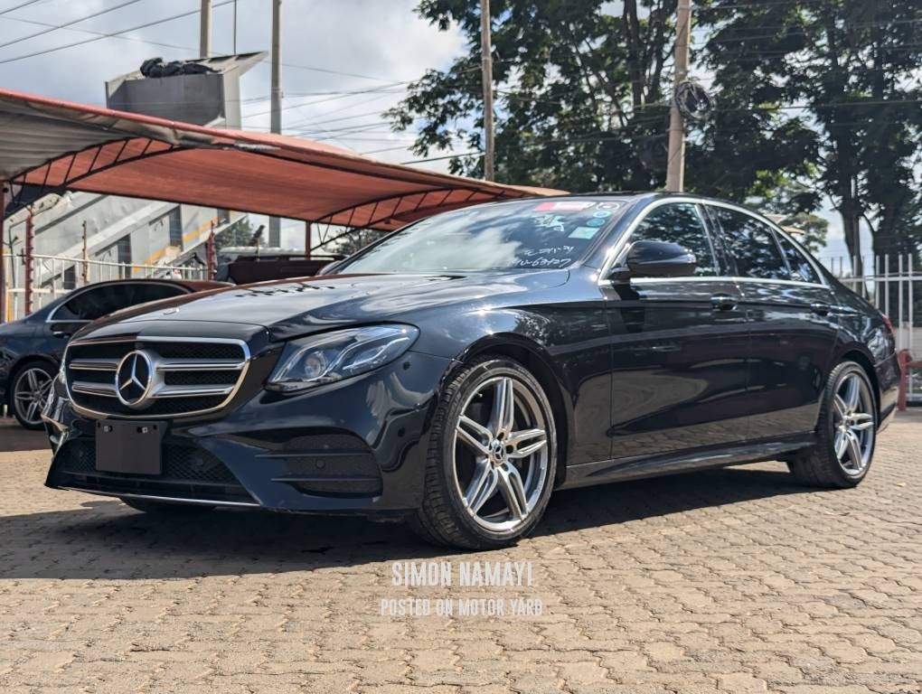 Mercedes-Benz E200 2018 Black