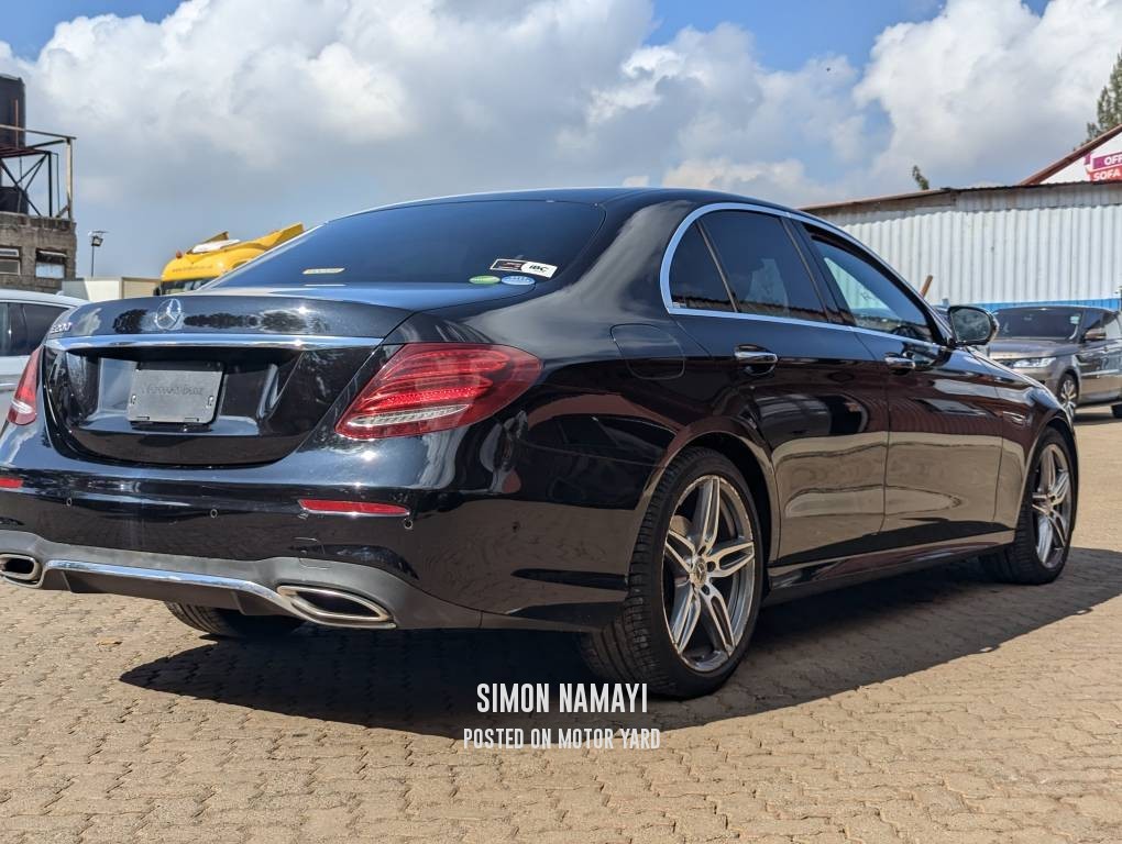 Mercedes-Benz E200 2018 Black