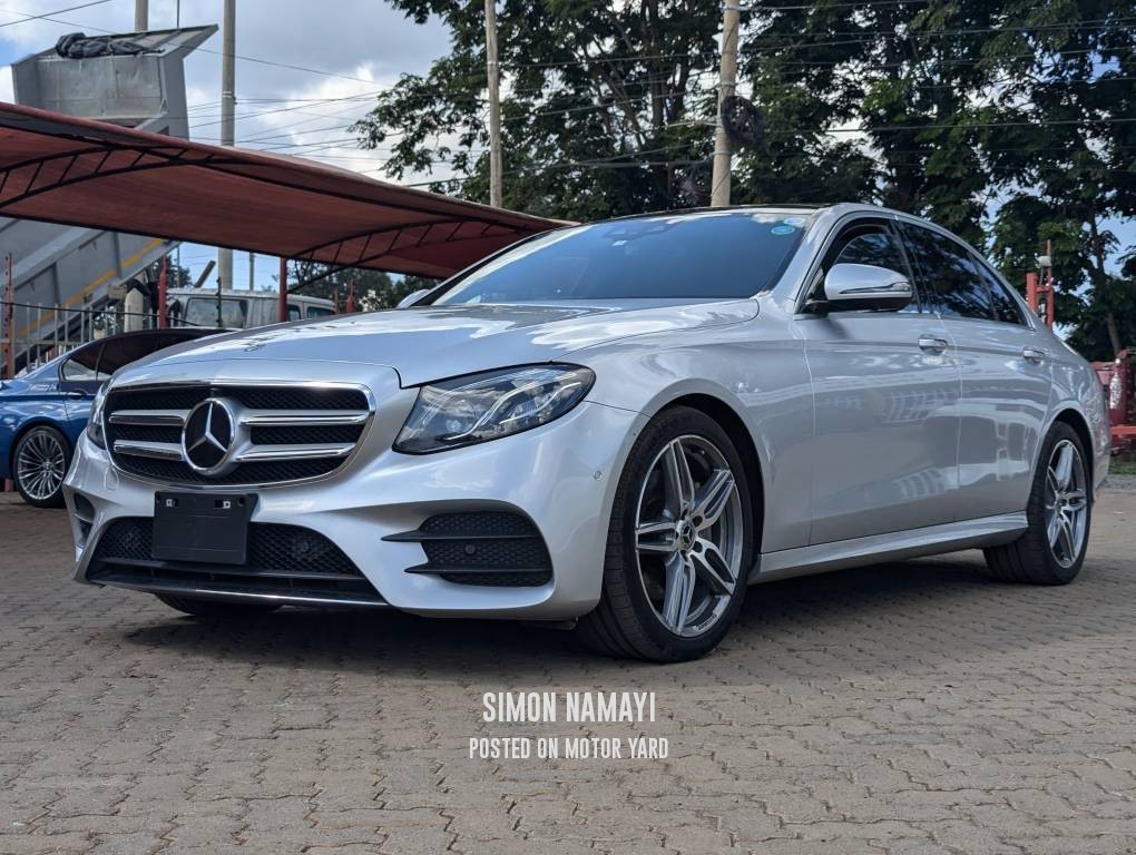 Mercedes-Benz E200 2018 Silver