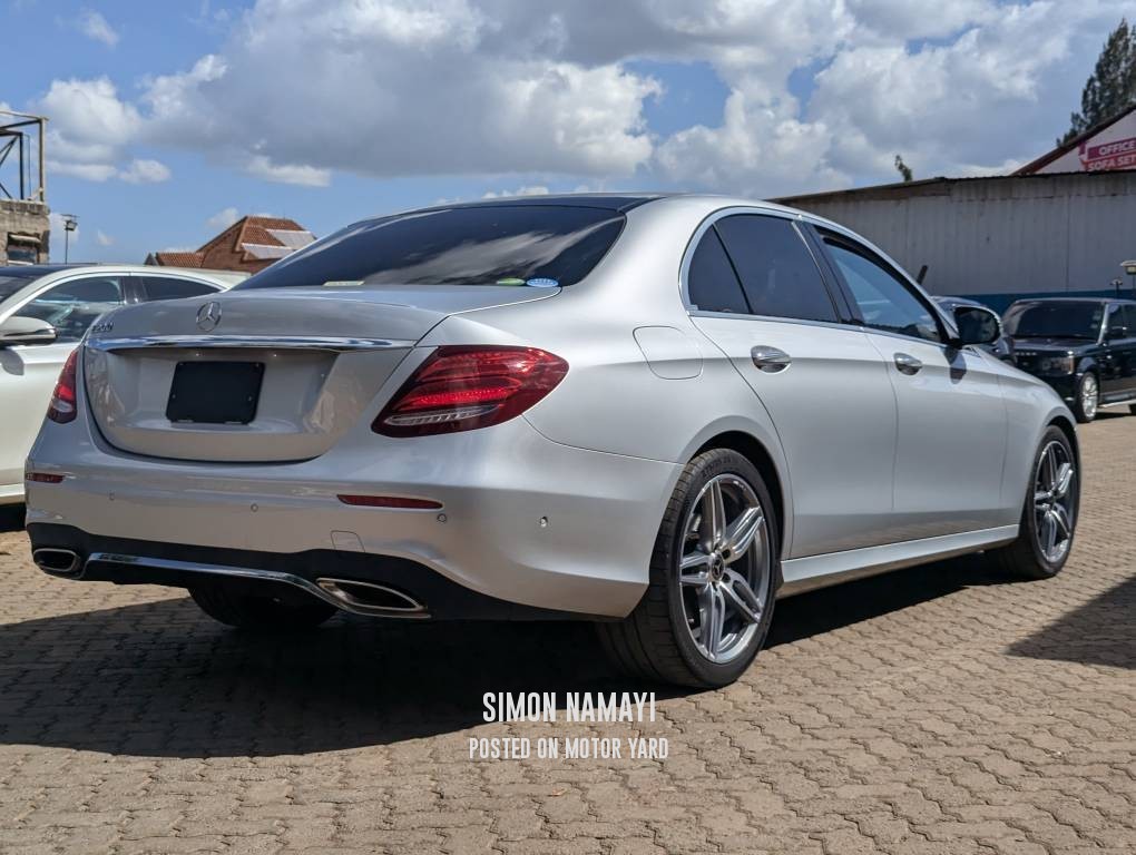 Mercedes-Benz E200 2018 Silver