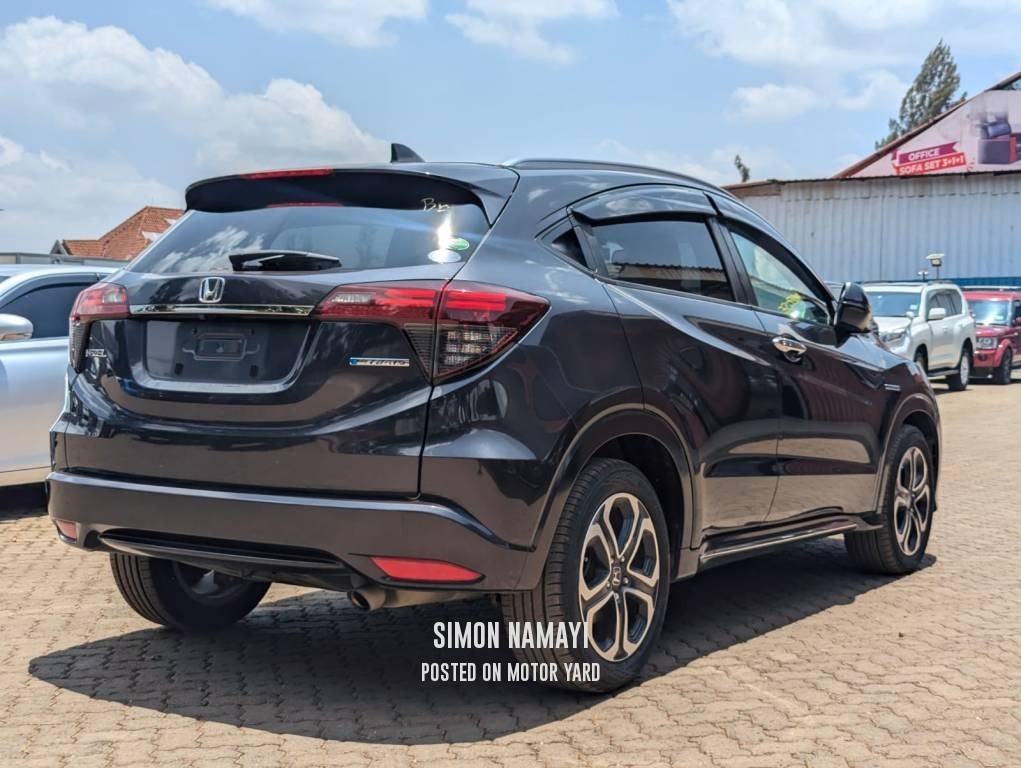 Honda Vezel 2018 Black
