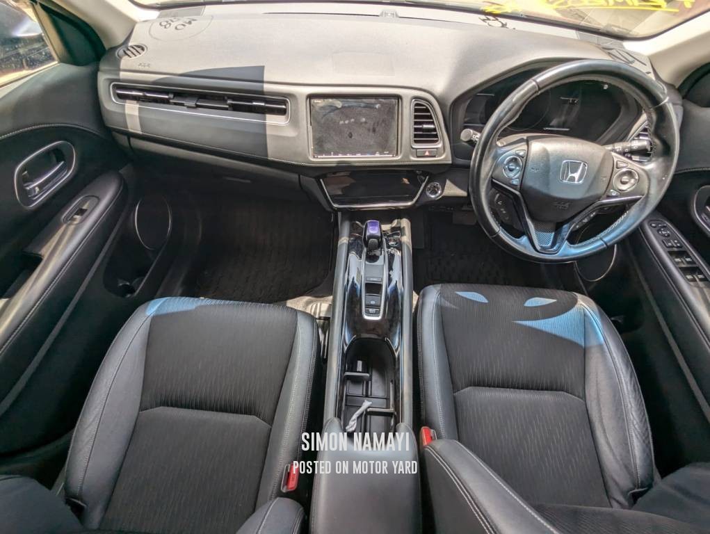 Honda Vezel 2018 Black