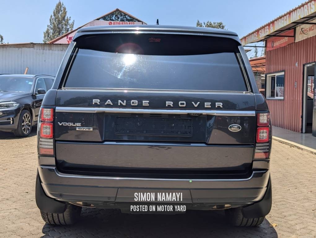 Range Rover Vogue 2016 Black