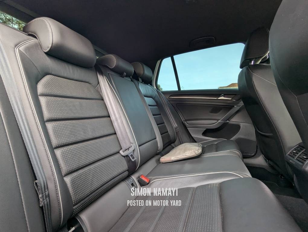 Volkswagen Golf 2018 White