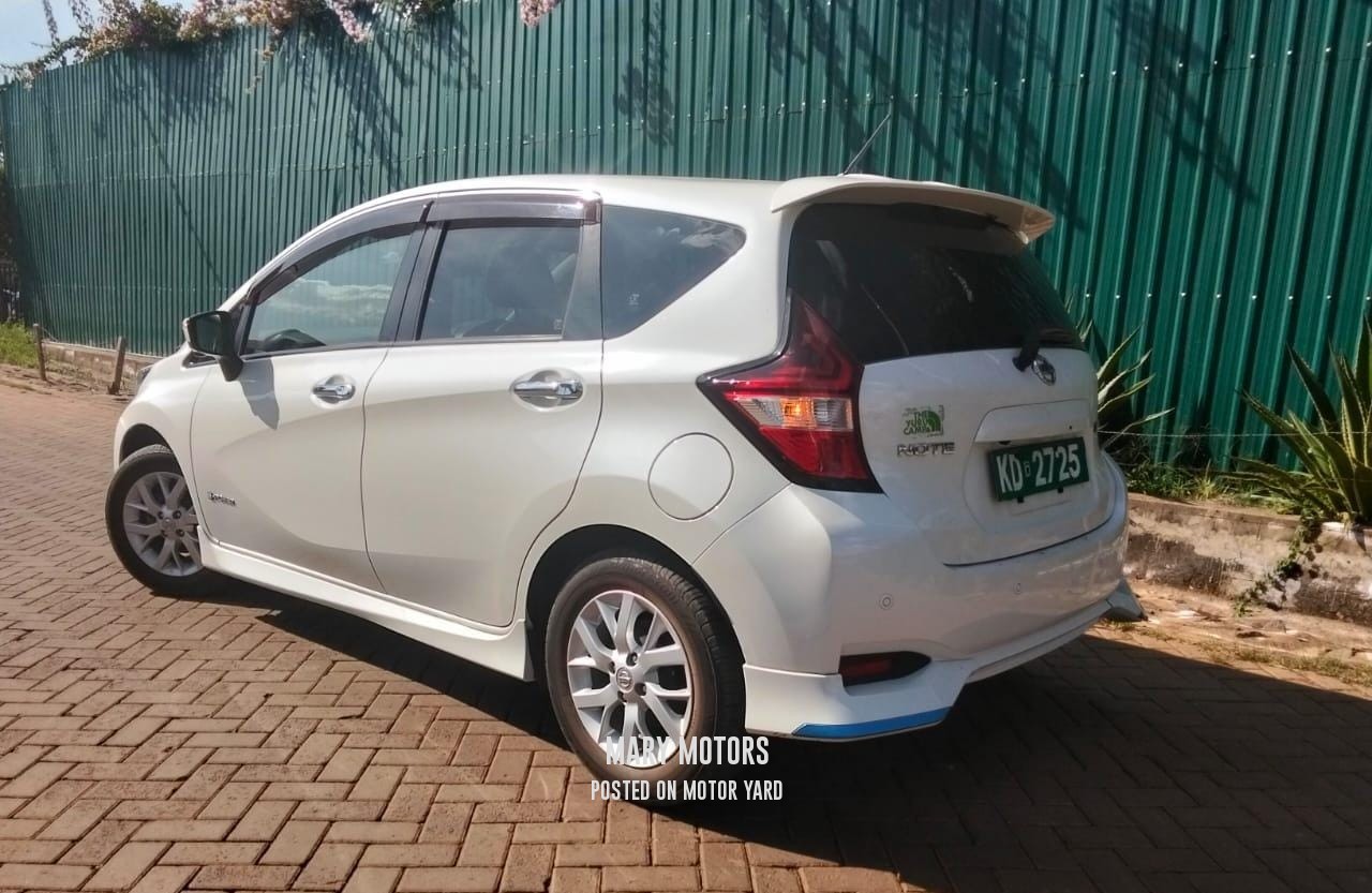 Nissan Note 2017 White