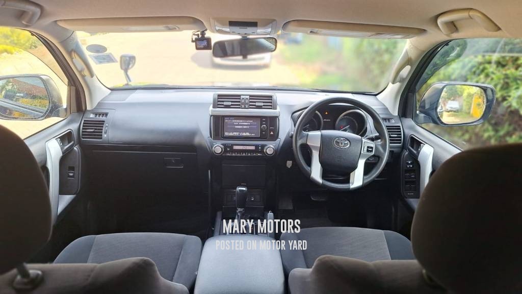 Toyota Land Cruiser Prado 2017 Black