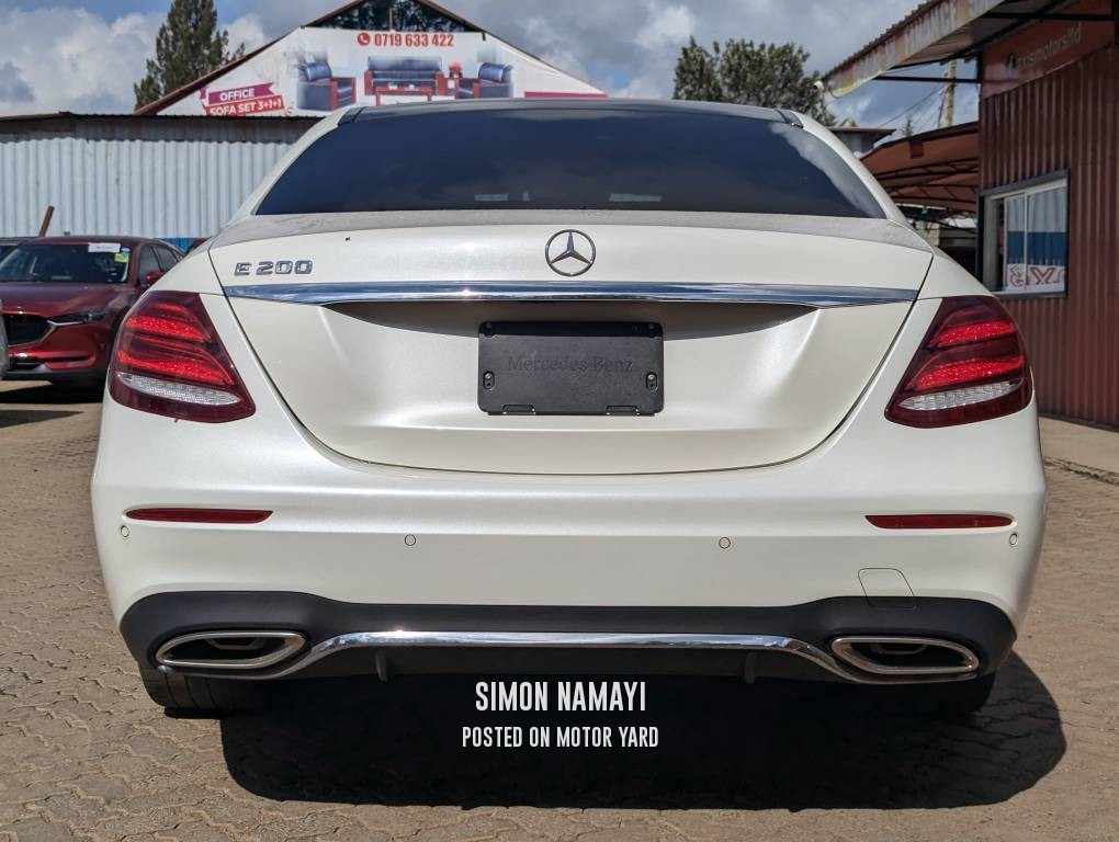 Mercedes-Benz E200 2017 White