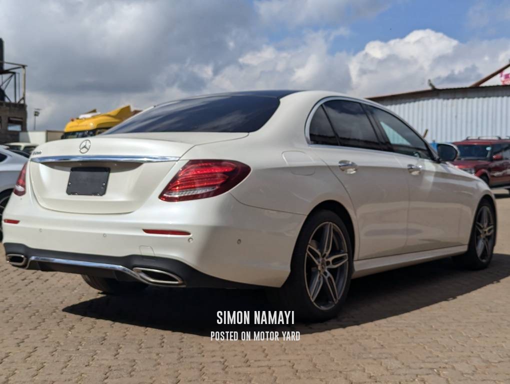 Mercedes-Benz E200 2017 White
