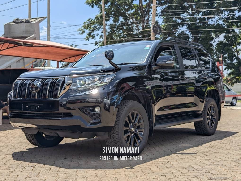 Toyota Land Cruiser Prado 2021 Black