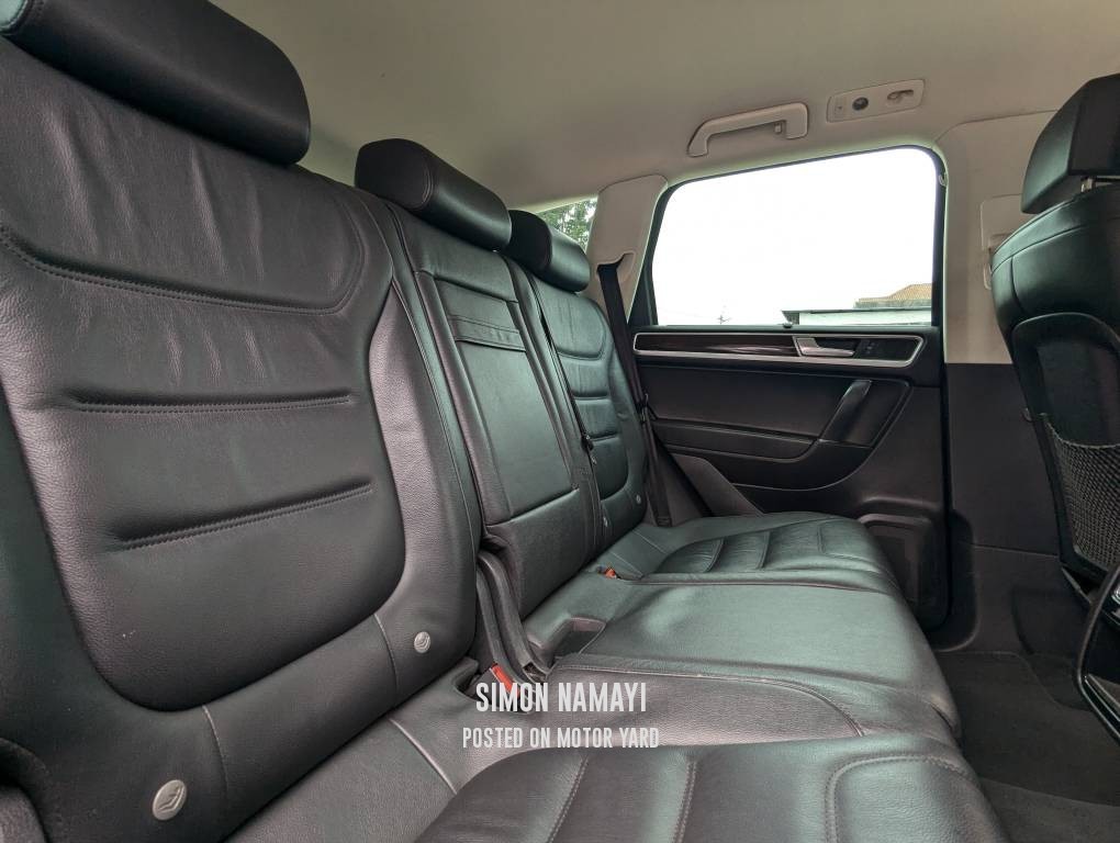 Volkswagen Touareg 2016 Black