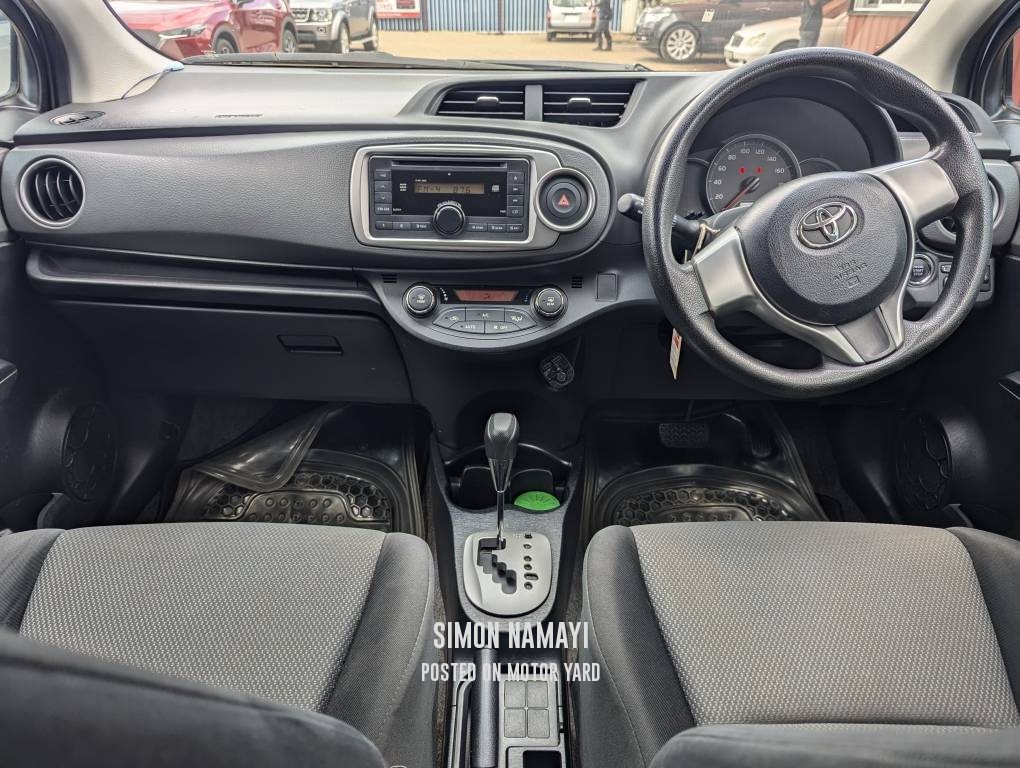 Toyota Vitz 2014 Blue