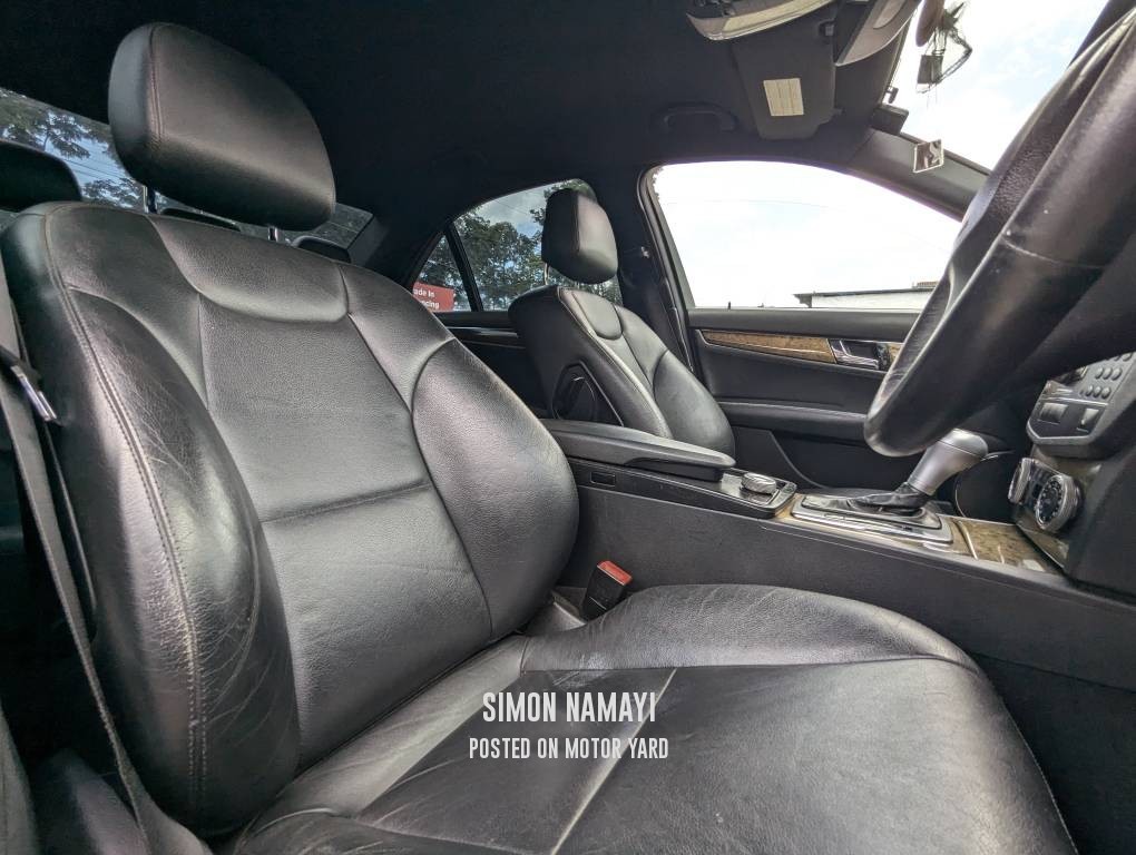 Mercedes-Benz C200 2008 White